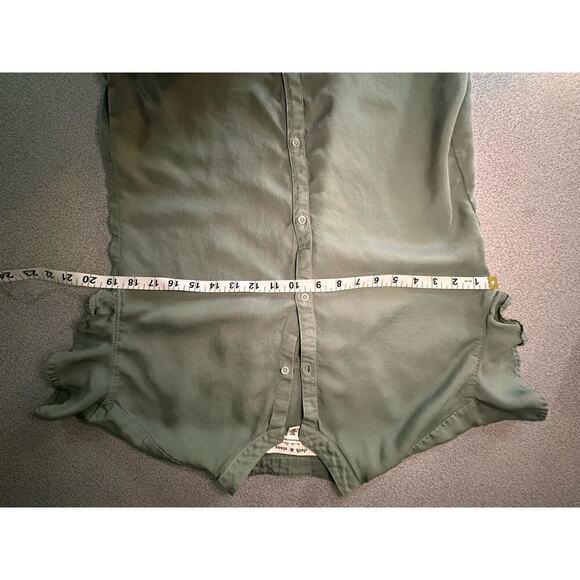 Cloth & Stone | Size: XSmall | Flutter Sleeve button‎ front blouse - Picture 4 of 12